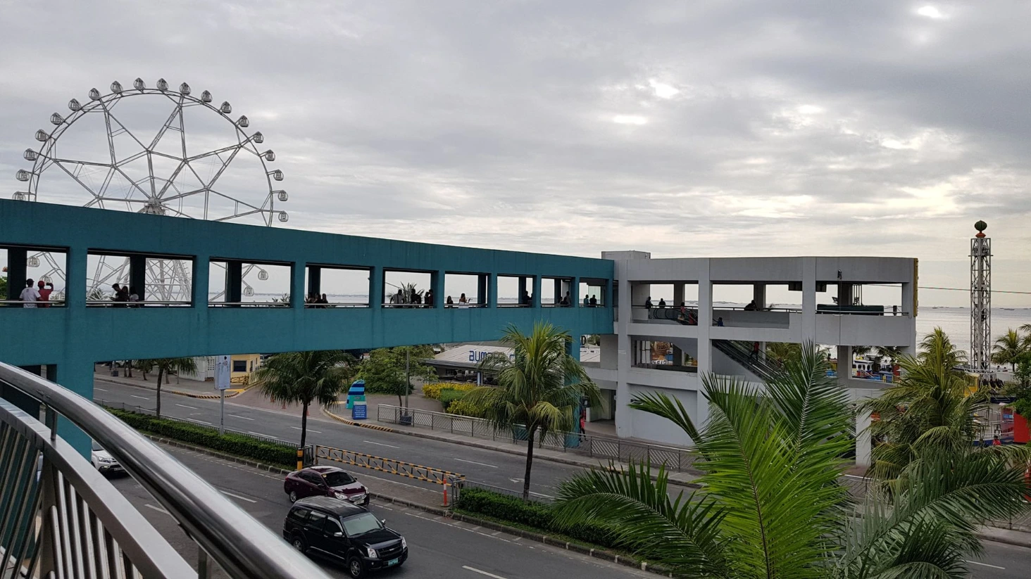SM Mall grande roue