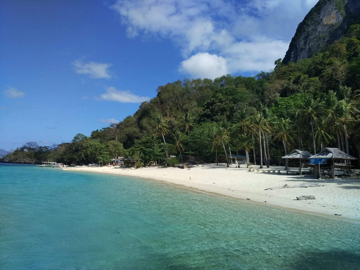 7 commandos beach