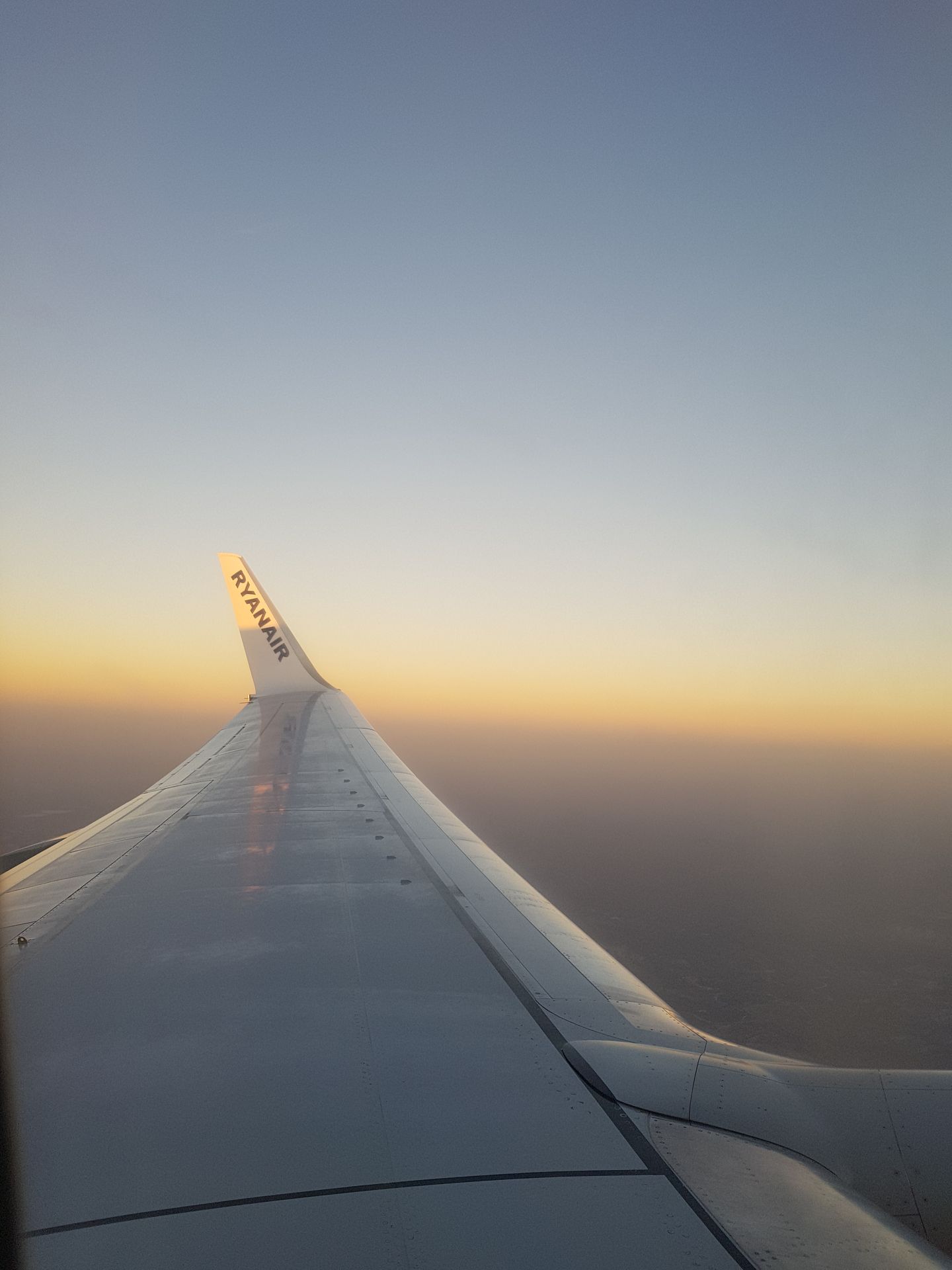 Lever de soleil avion