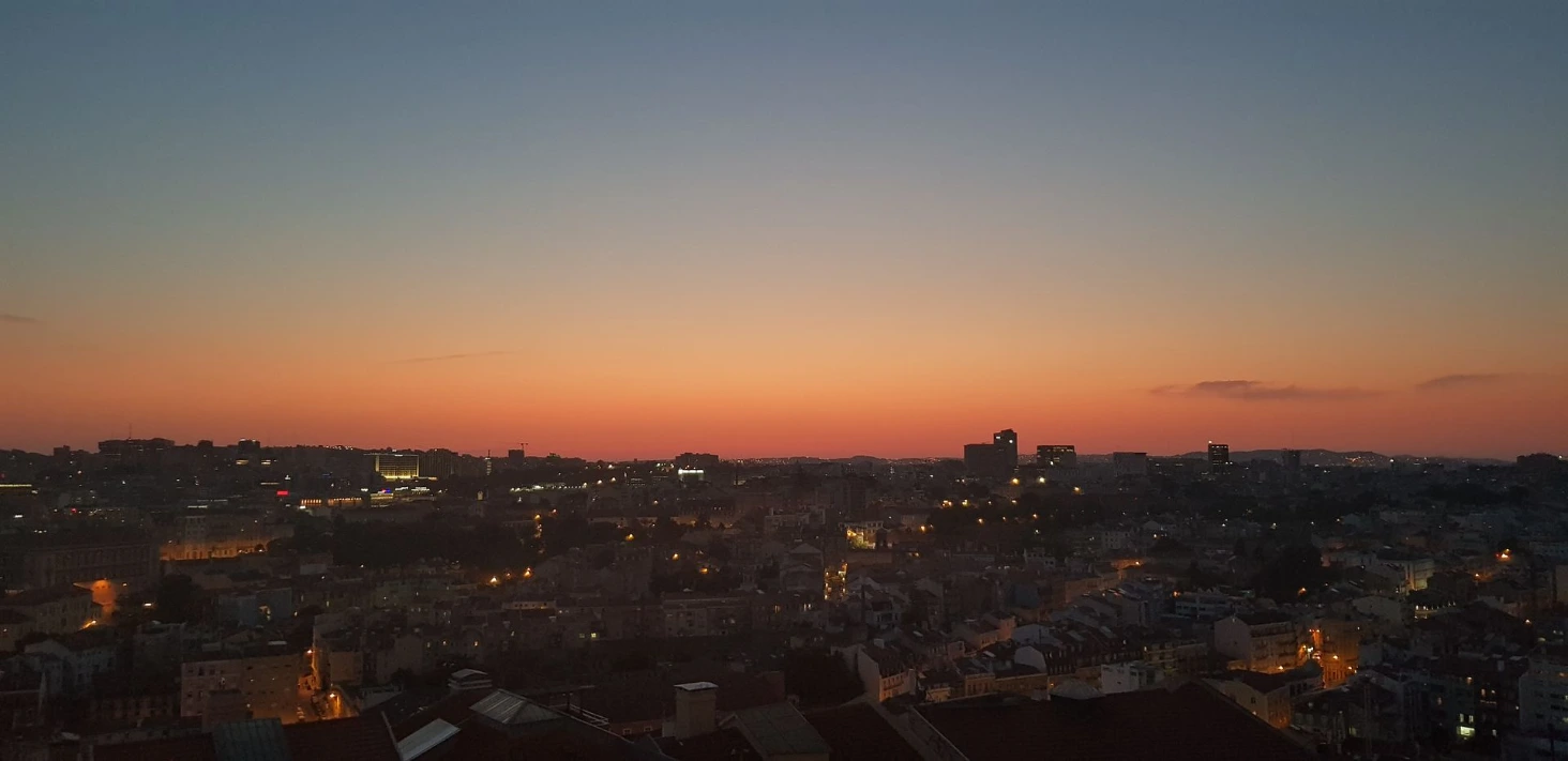Lisbonne vue panoramique au coucher du soleil