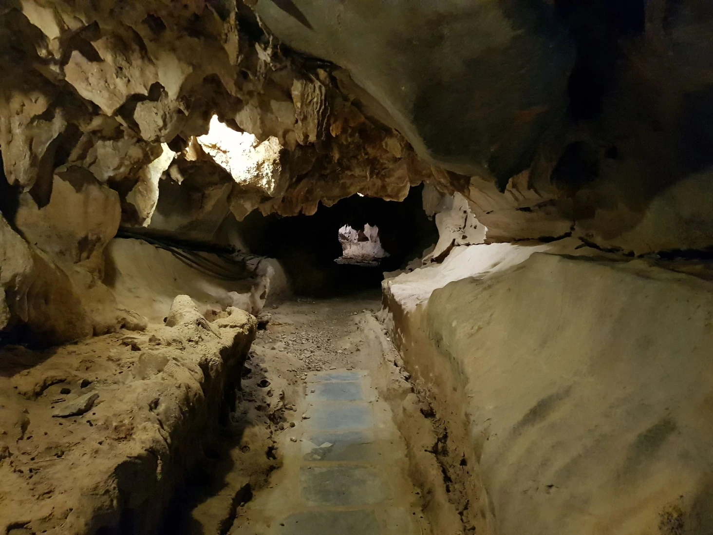 Hang Mua Cave