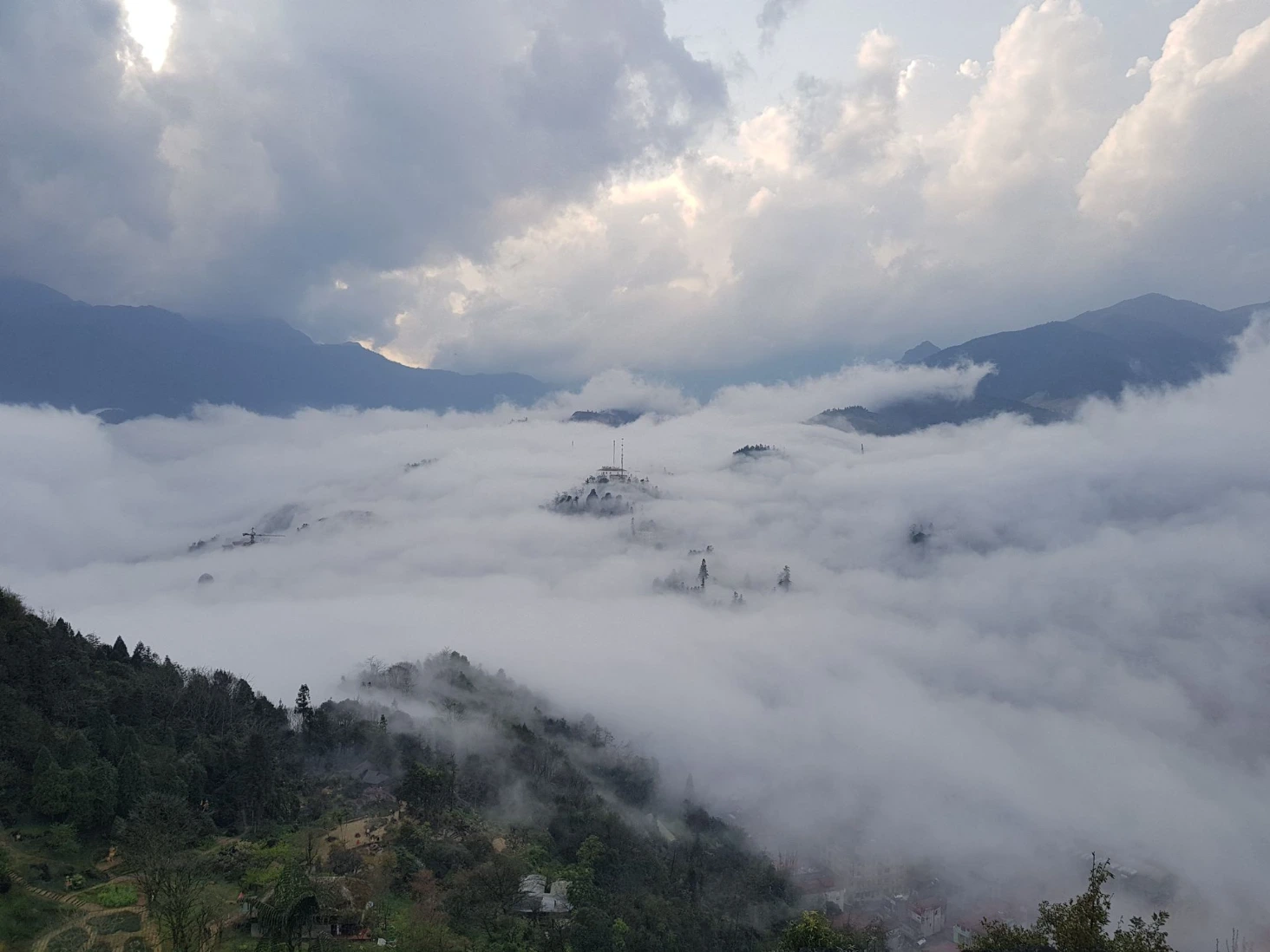 Sapa point de vue nuages