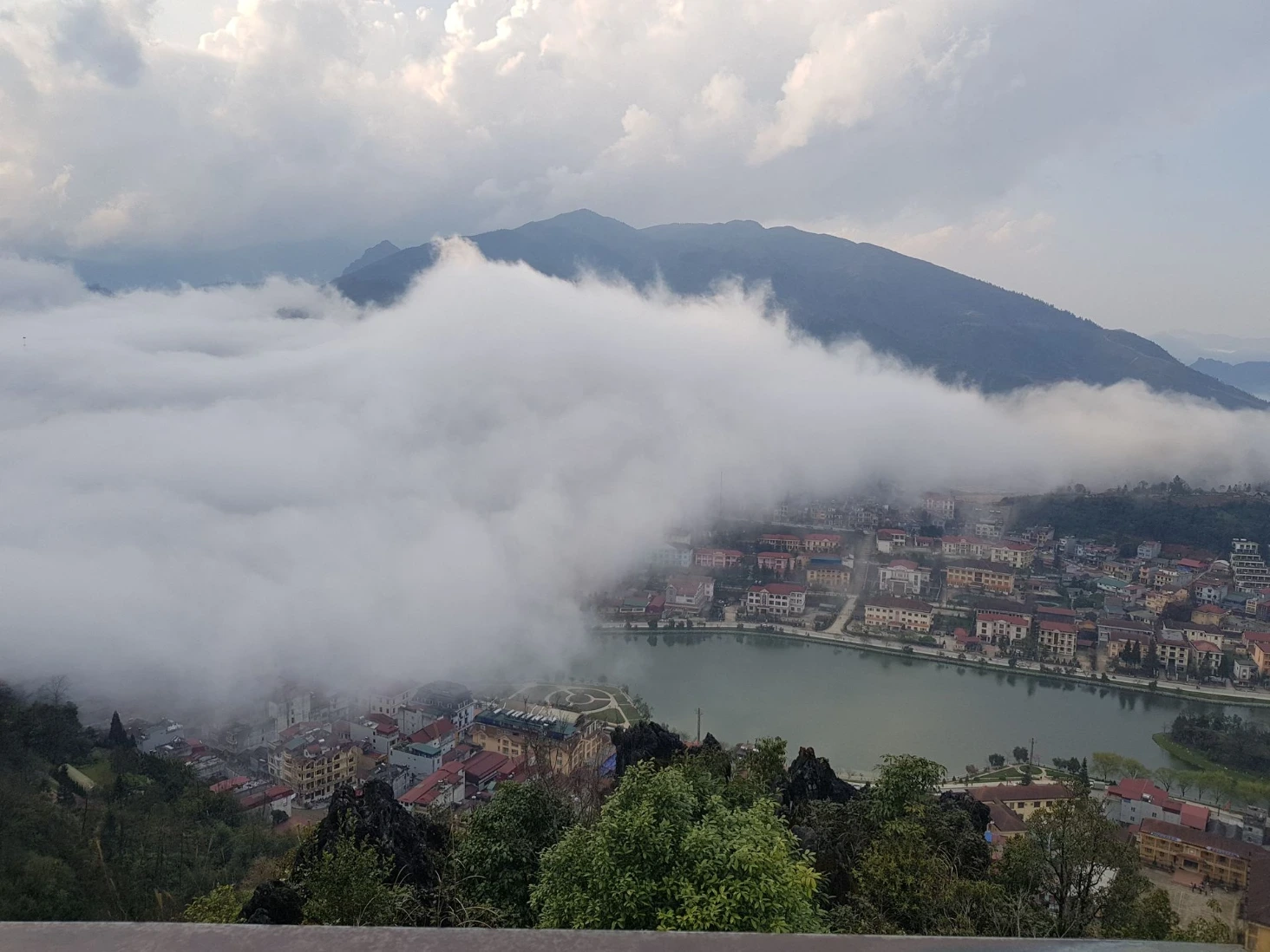 Sapa point de vue nuages